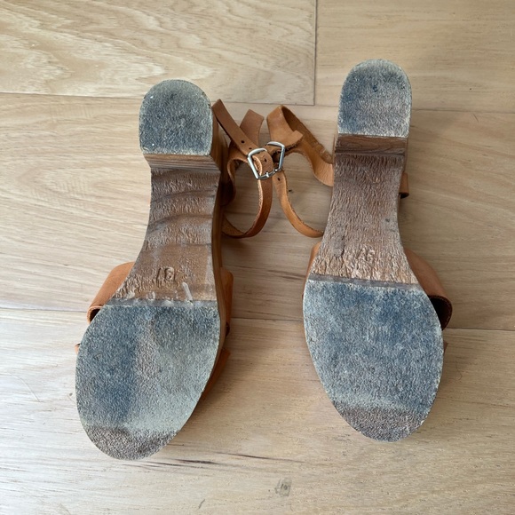Zara wooden platform leather tan sandals - Picture 6 of 8